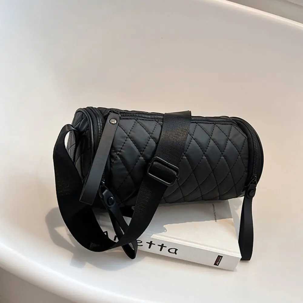 Fashion Round Lingge Cylinder Bag Oxford Zipper Pillow Bag Korean Style Single Shoulder Bucket Bag MaleT251110