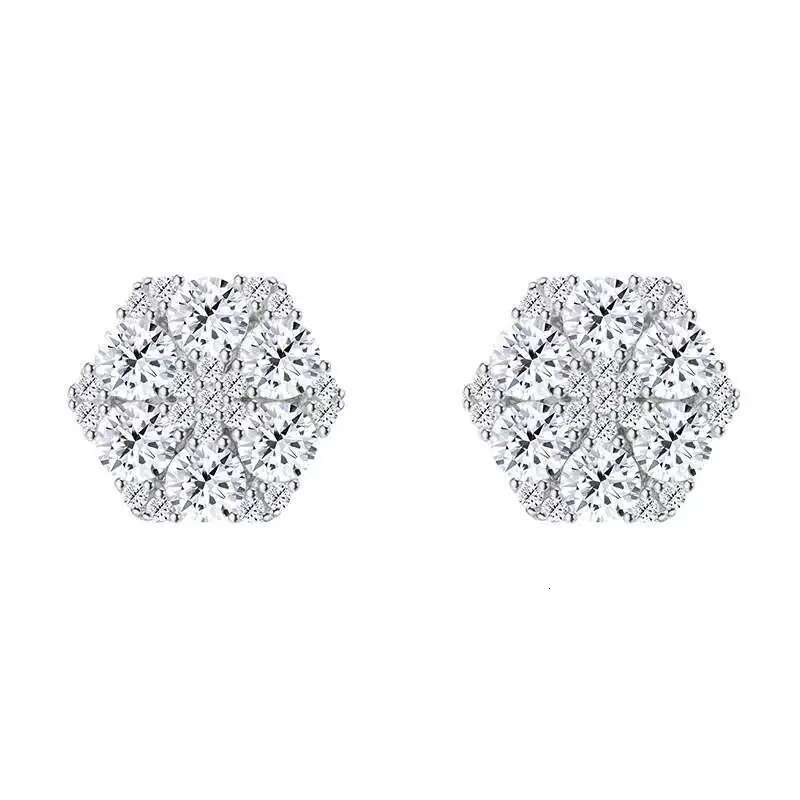 High Quality Hiphop 4mm D Color Moissanite Earrings with Screw Back Women Men Jewelry Gold Plated 925 Silver Stud Earrings Gift
