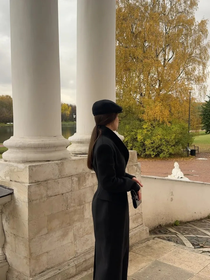 Elegant Women Lapel Woolen Overcoat Chic Waist Cinching V-neck Full Sleeve Loose Long Overcoats Lady Daily Commute Wear 251110