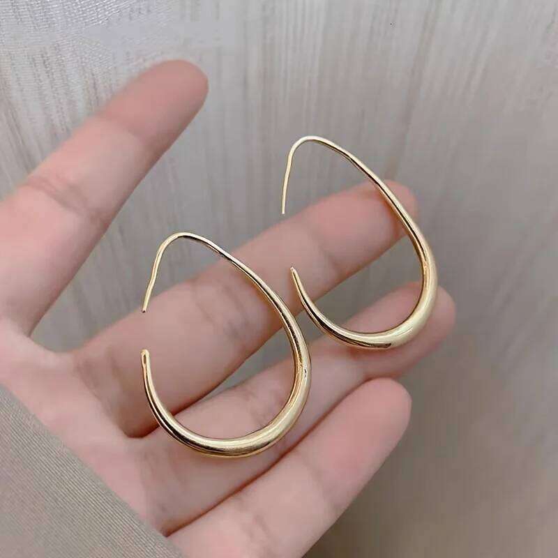 Glossy Minimalist Water Drop Design Hoop Earrings Copper 18K Gold Plated Jewelry Vintage Elegant Style For Women Daily Wear