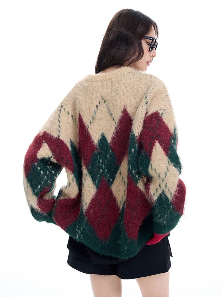 Spliced Christmas Red Diamond Grid Top Checkered Round Neck Knit Long Sleeve Retro Sweater Women Street Loose Casual 251106