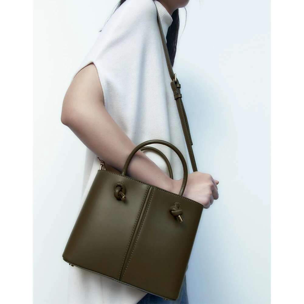 Brands Soft Bucket Handbags Designer Bags For Women 2022 Mini Shoulder Crossbody Bag Clutch Knot Purses Tote