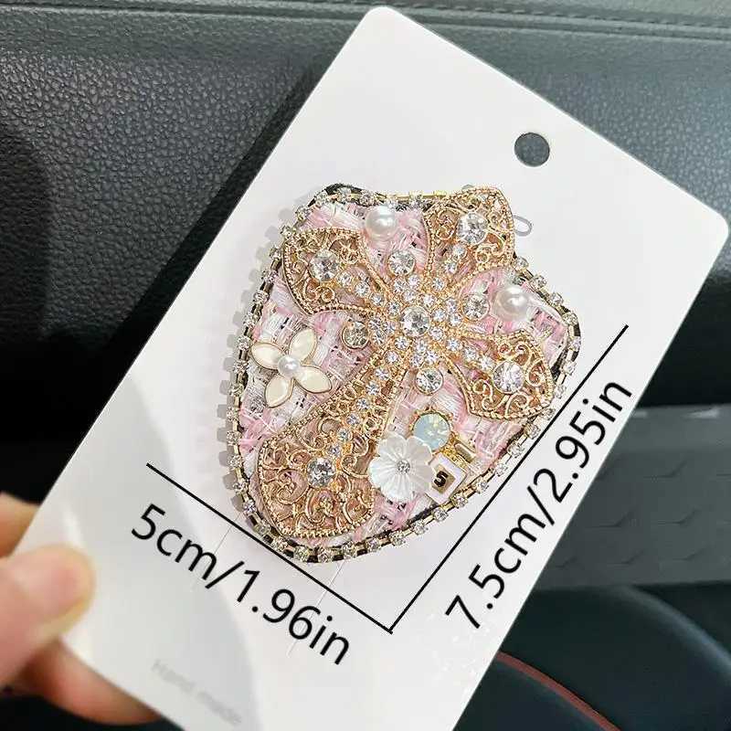 Luxury Korean Rhinestone Pearl Cross Brooches for Women Elegant Sweater Suit Badge Lapel Pins Fashion Jewelry Accessories Y251111