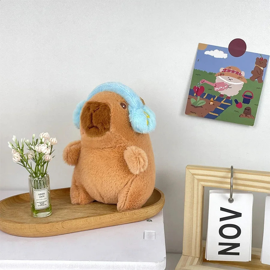 Cute capybara with headphones kids toy head cover cappibala doll keychain pendant soft stuffed animal doll couple keychain gift 250407