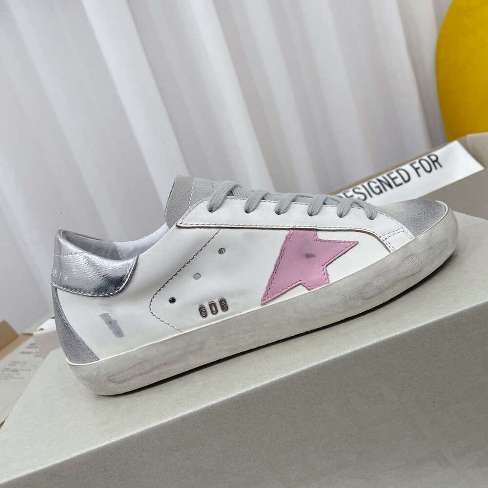 Designer Casual Shoes Loafers Sneakers Super-star Shoes Leather Italy Dirty Old Shoe Brand Women Men Black White Ball Star 5574197