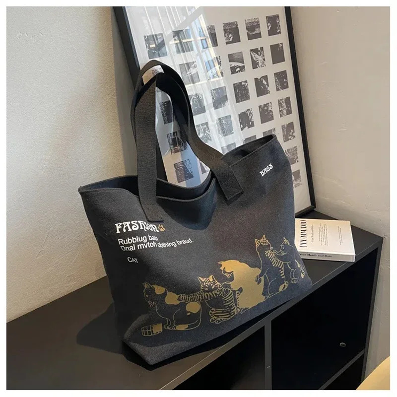 Canvas Large Capacity Storage Handbag Women Tote Anime Cat Letters Shoulder Bags Girls Casual Commute Bag Portable Big 251110
