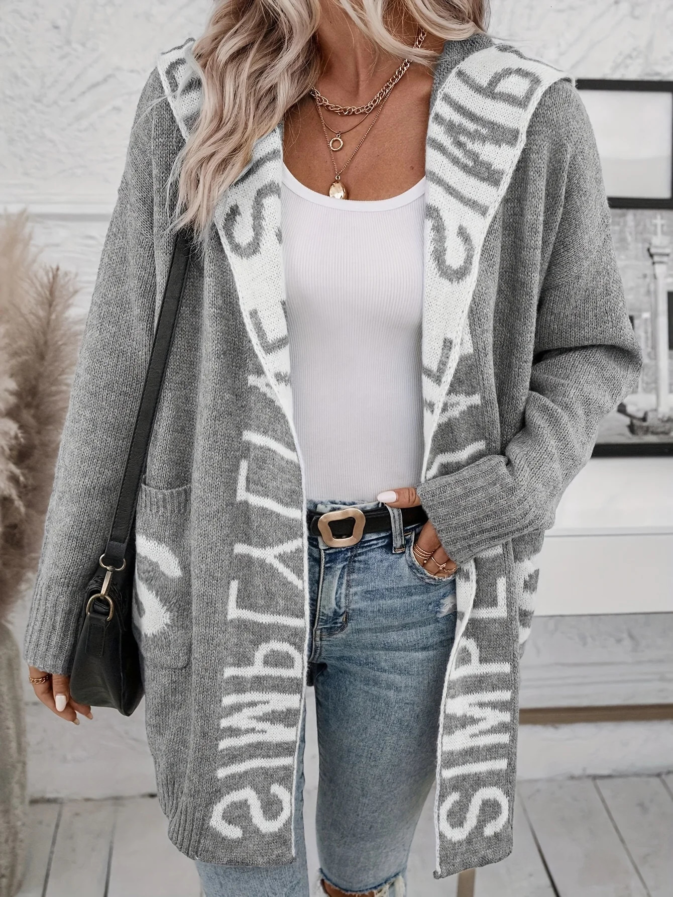 Autumn and Winter Fashion Woman Sweater Long Cardigan Hooded Tops Letter Knit Jacket Womens Clothing 251107