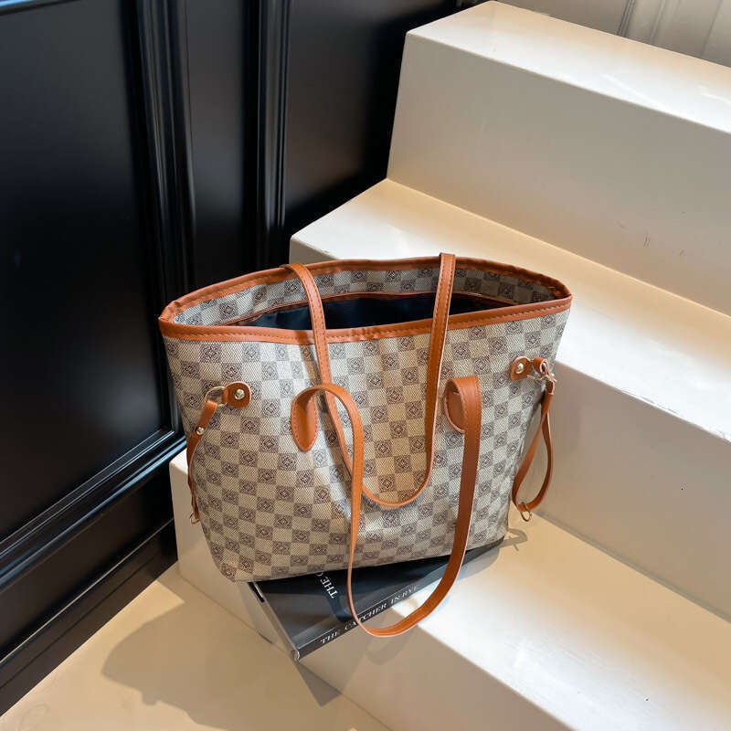 designer brand bags High-Value Casual Retro Tote 2026 New Women's Large Capacity Printed Shoulder Bag Ladies Handbag designer bag