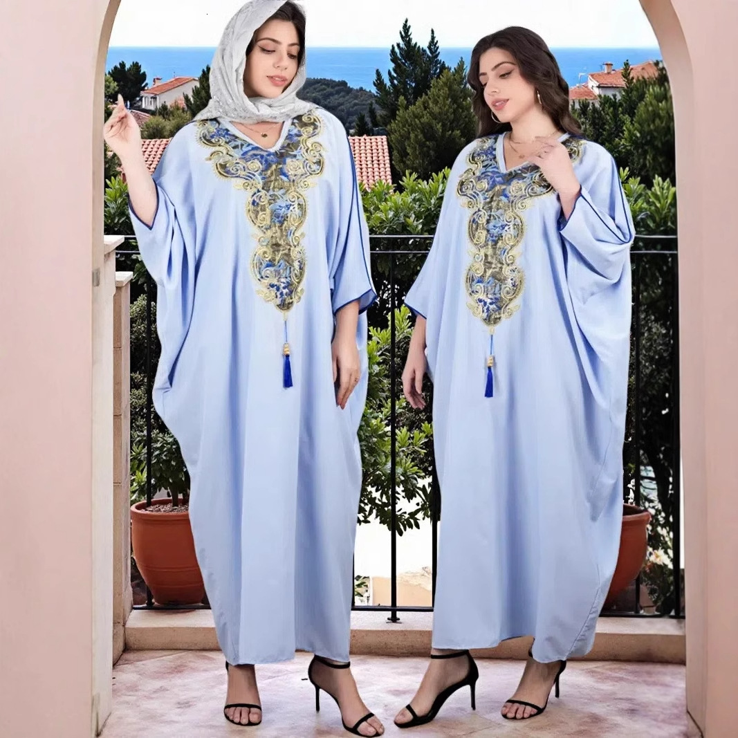 Indonesian women's V-neck tassel temperament Arabic robe embroidered dress