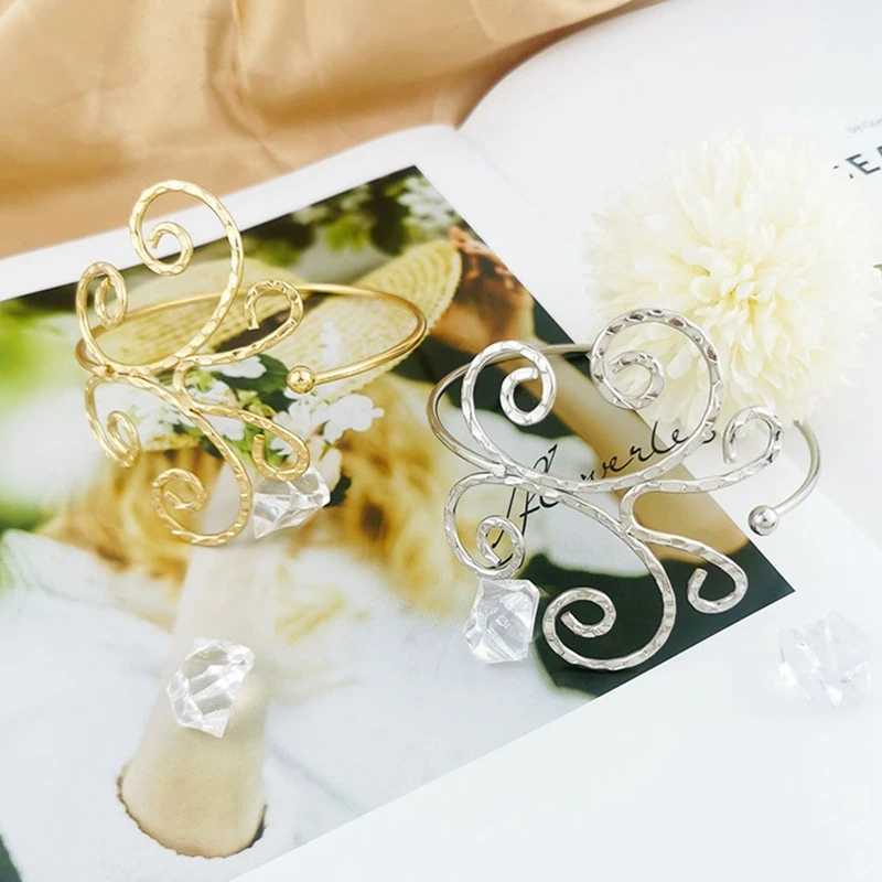 Bohemian Butterfly Leaf Charm Upper Bracelet Arm Chain Metal Hollow Out Geometric Pattern Retro Arm Cuff Bangle Body BraceletsC250410