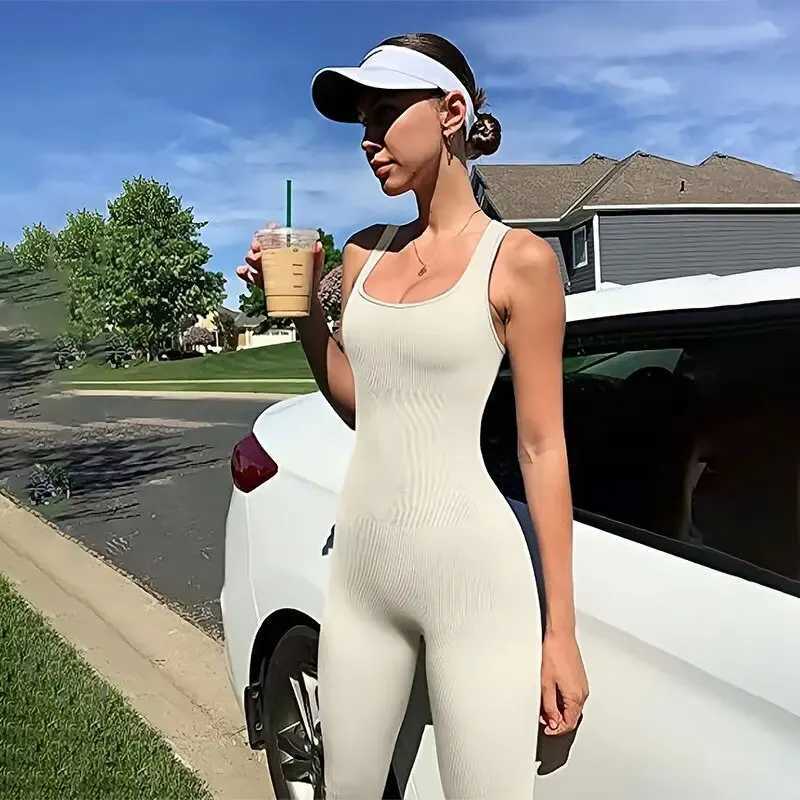 Womens yoga jumpsuit exercise rib square neck sleeveless vest sports jumpsuitW250411