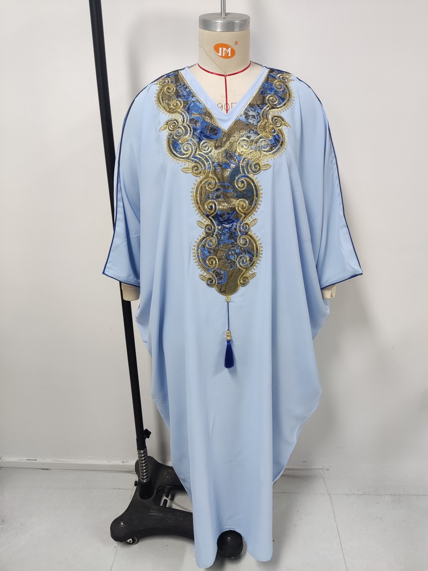 Indonesian women's V-neck tassel temperament Arabic robe embroidered dress