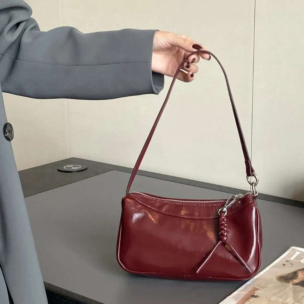 Oil Wax Cowhide Shiny Leather Single Shoulder Women's Handbag, Fashionable Lightweight Practical Dumpg Bag For Ladies