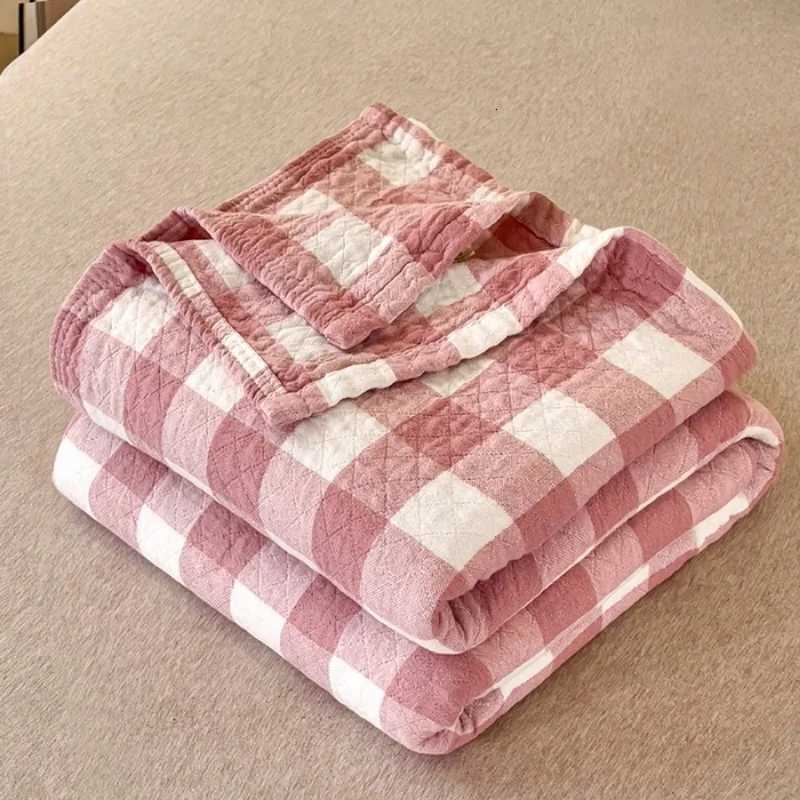 2025 Japanese-style cotton washed cotton towel quilt three-layer gauze thin summer cool quilt office nap blanket sofa blanket C251111