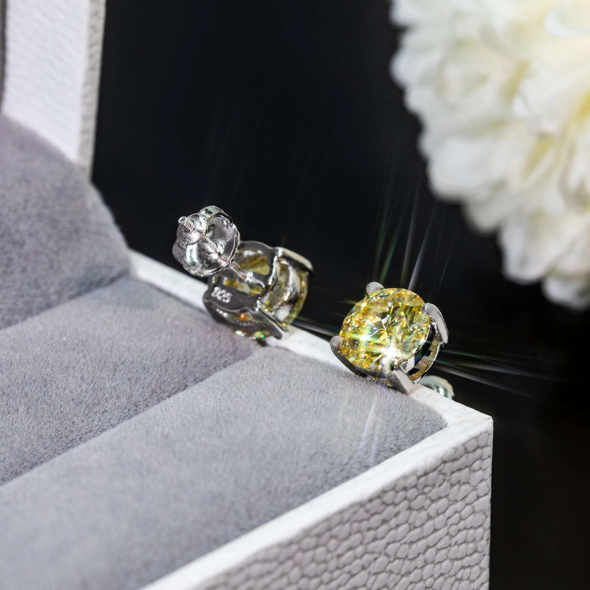 Lemon Yellow Moissanite Diamond Stud Earrings D Color VVS Original 925 Sterling Silver White Gold Earrings for Women Men