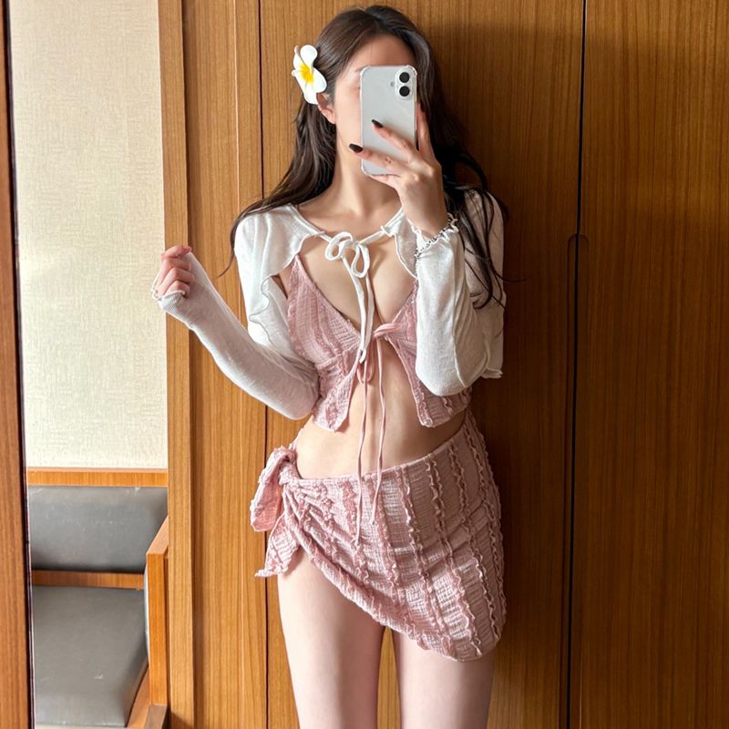 Factory direct sales split three piece women's swimsuit, beach vacation hot spring swimsuit