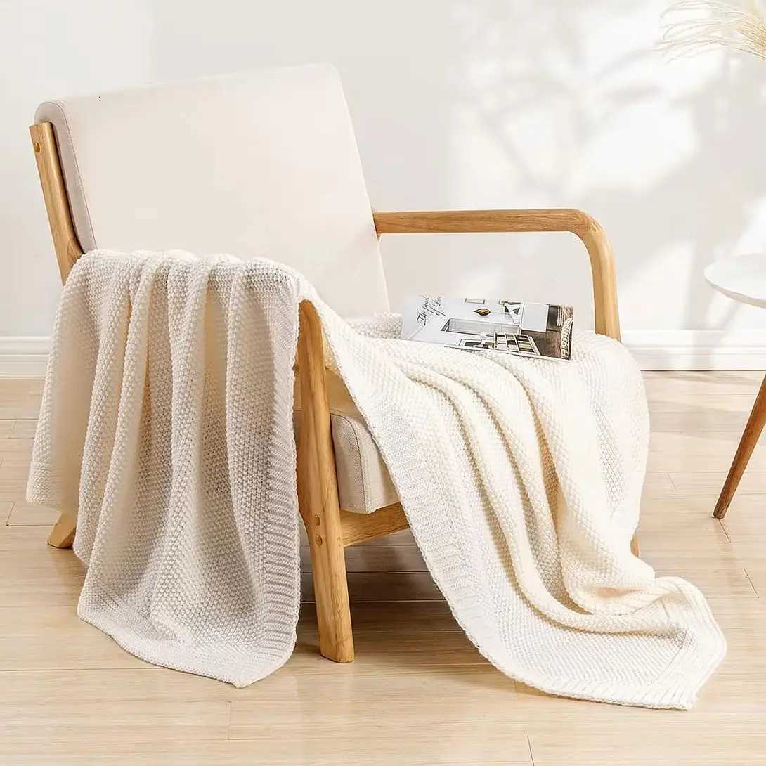 Battilo Thick Warm Waffle Throw Blanket Luxury Knitted Plaid Blanket for Sofa Couch Bedspread on the Bed Living Room Home Decor C251111