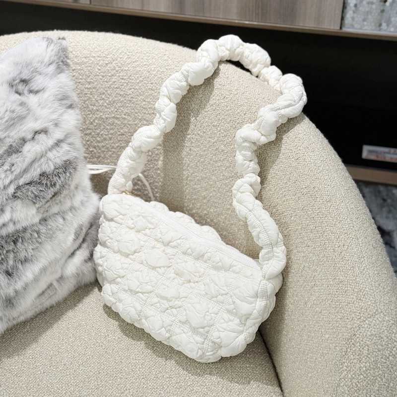 Womens down cotton pleated lightweight commuter versatile large capacity shoulder messenger bag cloud bagT251110