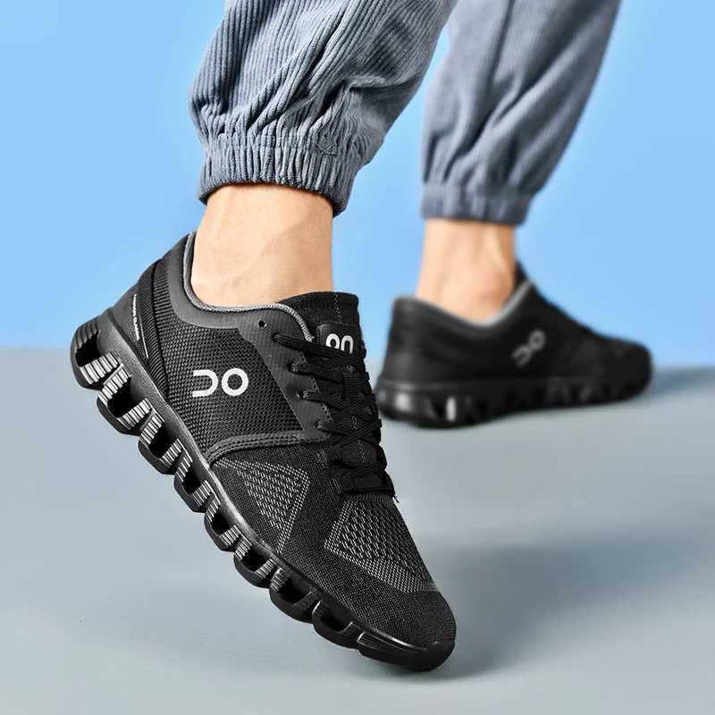 2025 Summer New Shock Absorbing hot Casual Sports Off Road Running Mens and Wens Fashion Trend Golf Shoes Z250412