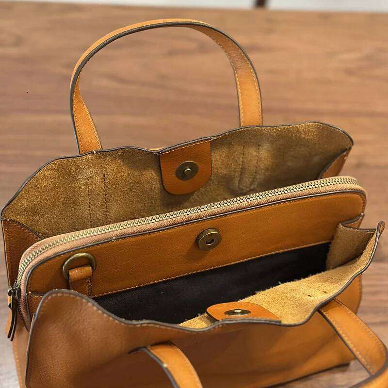 2025 Spring New Style Women's Casual Versatile Tote Made Of Top Layer Cowhide Small Genuine Leather Shoulder Crossbody Bag