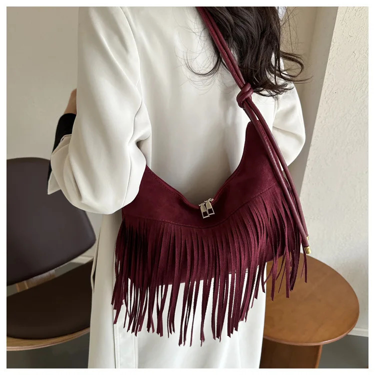 Womens Girls Shoulder Bags Boho Tassel Crossbody Bag Trendy Shoulder Commuter Purse Crossbody Bags for Women 251110