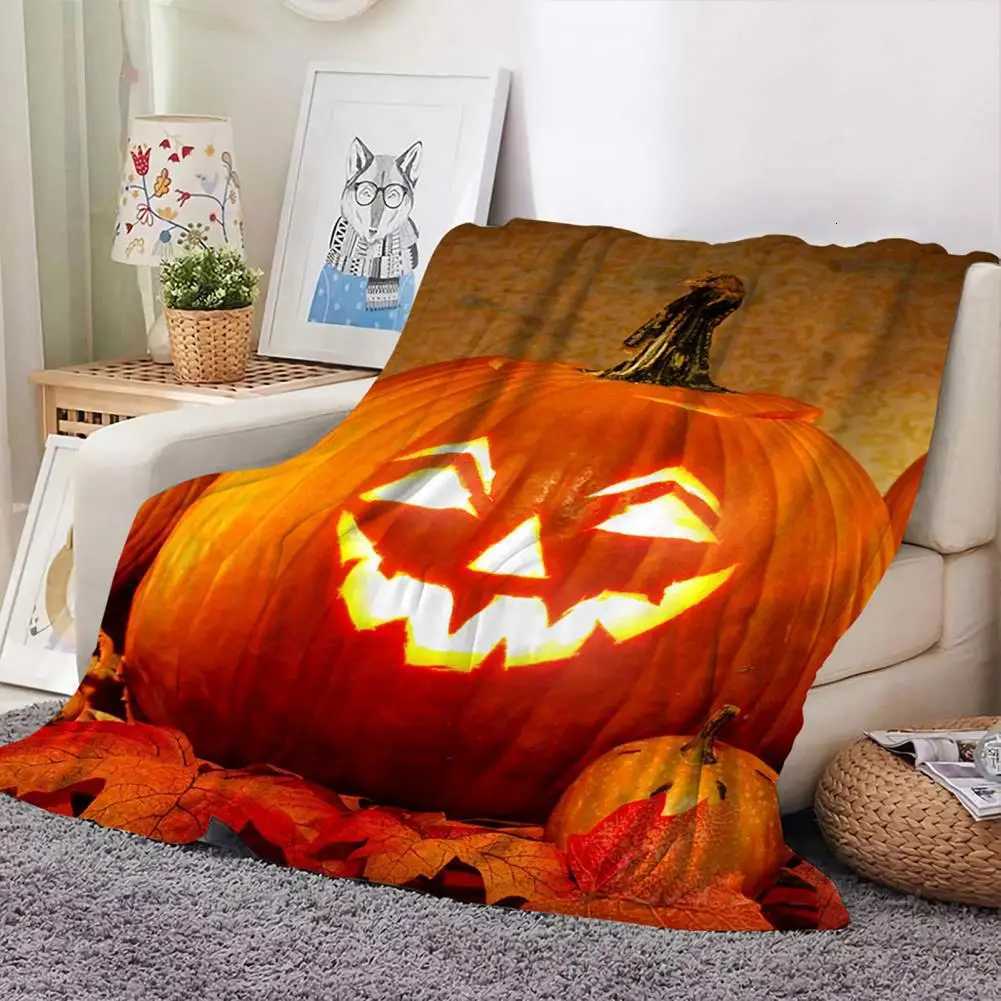 Fluffy Sofa Throw Cozy Halloween Pumpkin Print Fleece Blanket for Dorm Sofa Bed Knitted Machine Washable Anti-static Fluffy C251111