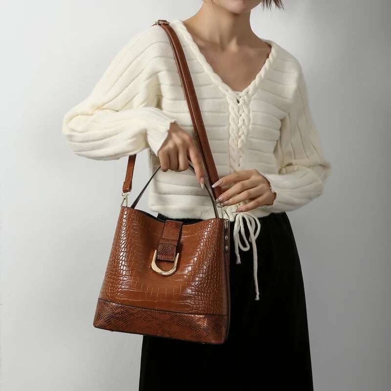 2024 New Soft Leather Bags Designer Handbag Brand High Quality Crocodile Pattern Women Crossbody Shoulder Bag Sac A Main
