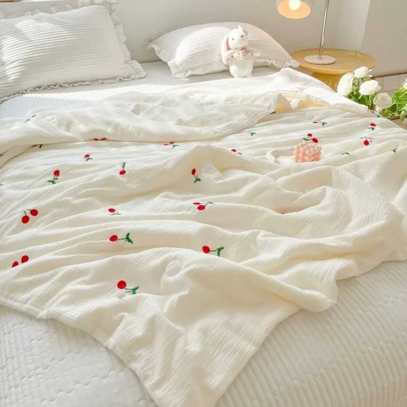 Blanket 2025 new A small fresh double-layer wrinkled yarn washed cotton summer quilt summer cool quilt air conditioner quilt C251111