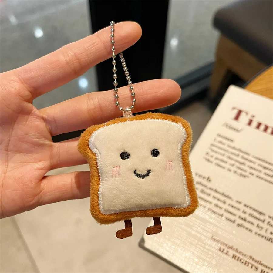 Toast Hanging Bag Pendant Cute Cartoon Plush Doll Decoration Keychain Backpack Pendant Womens Creative Gift W250411