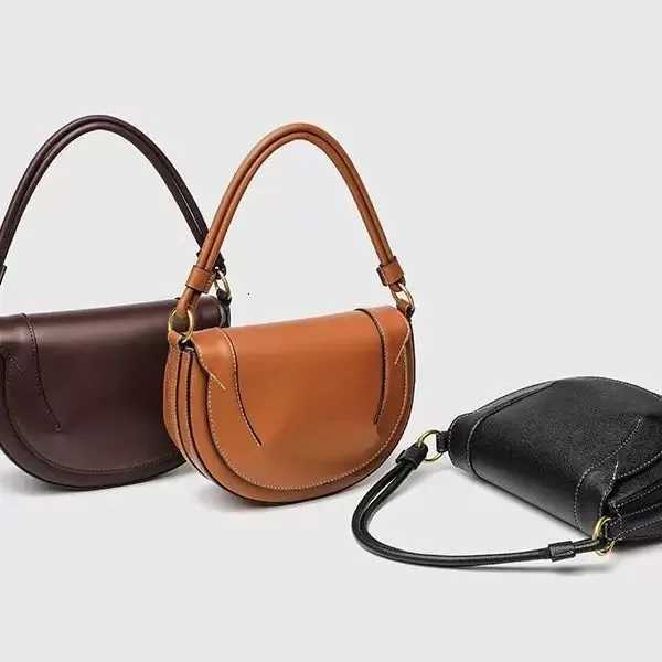 Womens bag 2025 new winter contrasting stitching decoration handbag fashion shoulder crossbody bag flip hard bagT251110