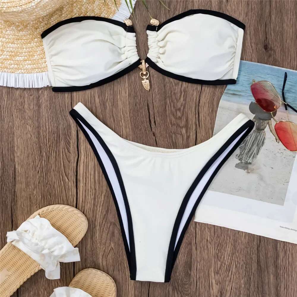 Brown Bandeau Sets 2025 Sexy Swimsuit Women Contrast Color Swimwear Metal Buckle High Cut Bathing Suit Bikinis De Mujer