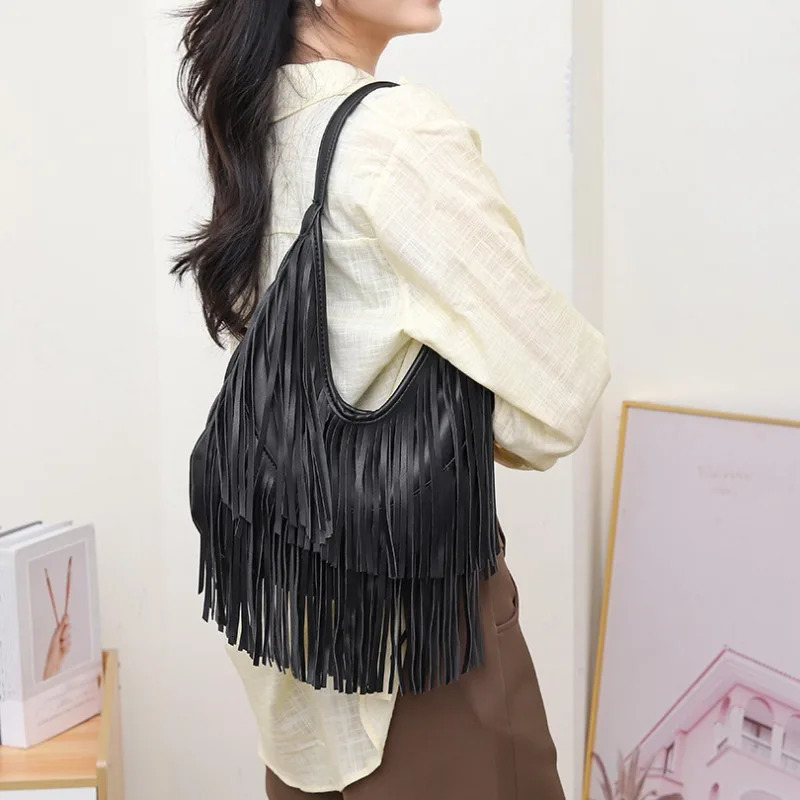 Long Tassel Hobo Underarm Shoulder Bag er Large Capacity Women Tote Bag Trendy Solid Color Soft PU Handbag Black Brown 251110