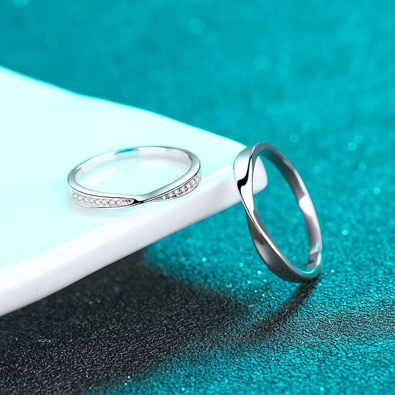 Wholesale Direct Sales S925 Valentines Day Gift Mosan Stone Full Diamond Twist Male and Female Couples Ring