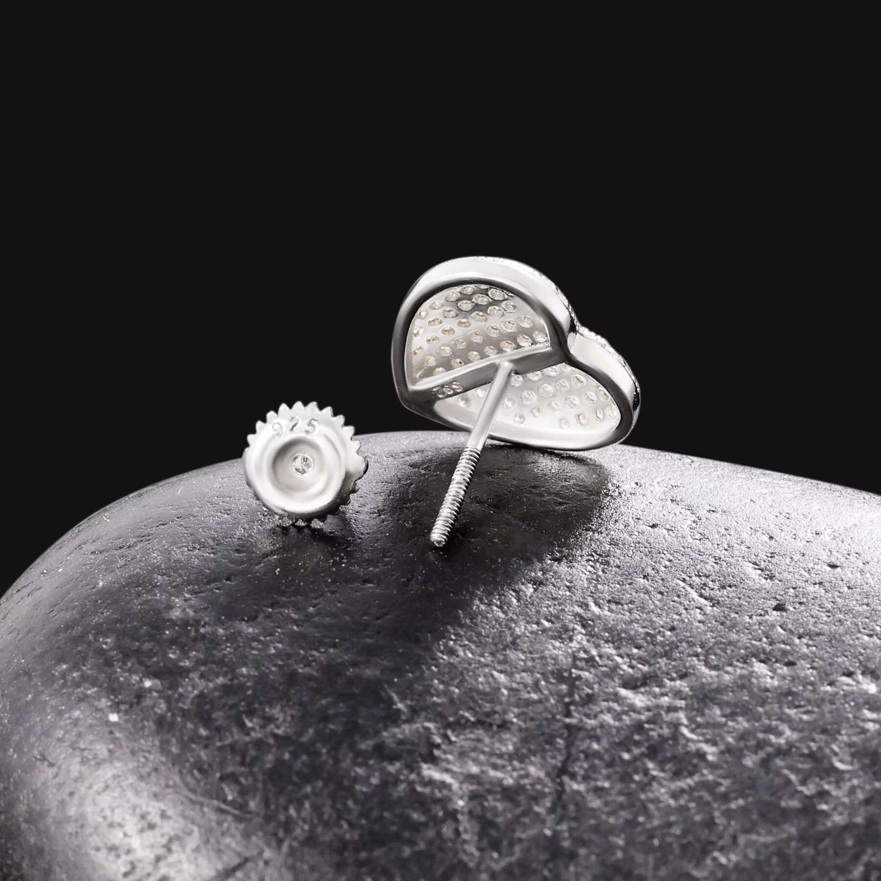 Pass Diamond Tester Iced Out Men and Women Trendy Heart Stud Earrings Fashion 925 Sterling Silver Moissanite Diamond Jewelry