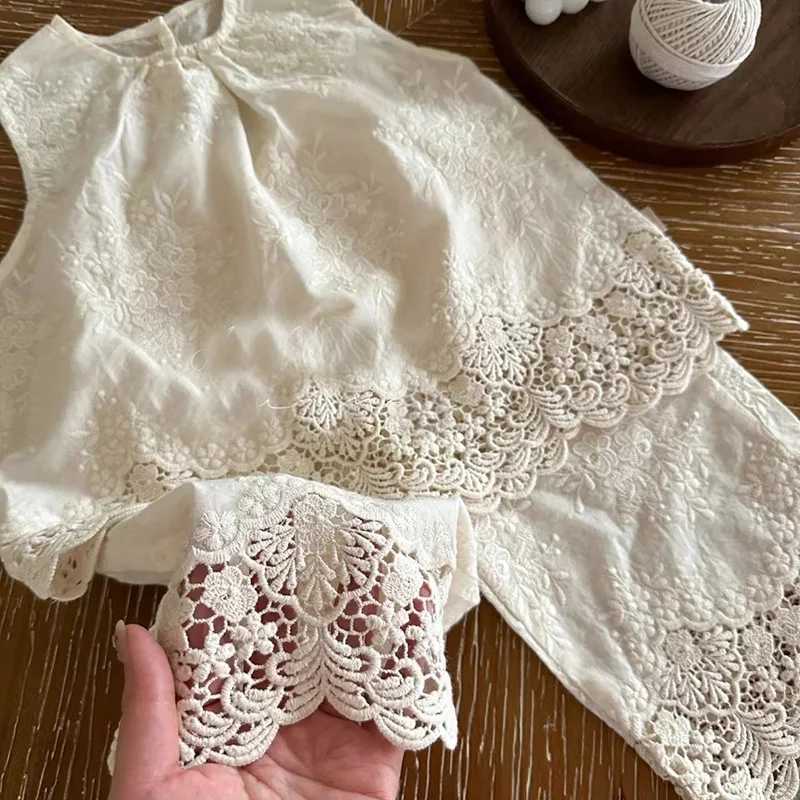 2024 new summer South Korean Slee 2-7Yrs baby girl clothing set sleeveless cotton embroidered vest+shorts baby girl clothing setXJ250410
