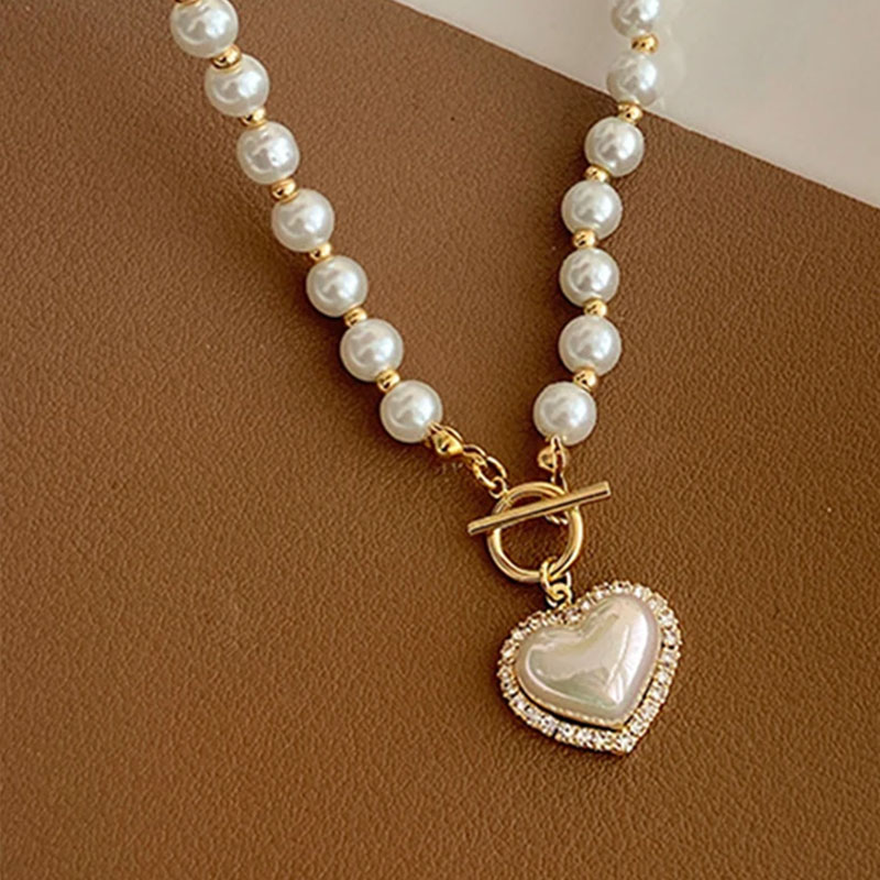 Elegant Pearl Necklace For Women Heart Pendant Necklaces Luxury Imitation Pearls Chain Necklaces Korean Jewelry Girls Gifts