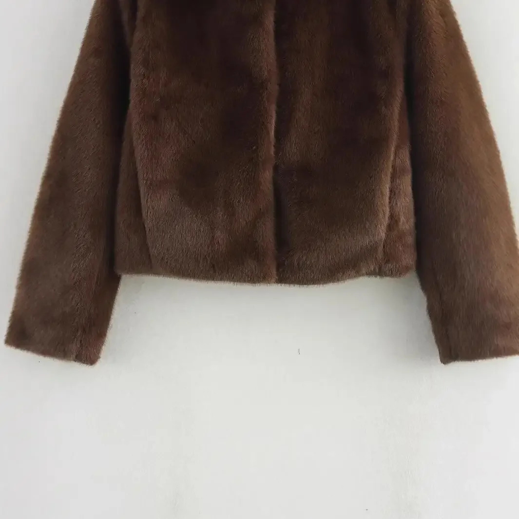 Loose Brown Faux Fur Collar Jacket Short Outerwear Womens Fashion Autumn Style Artificial Leather Coat Full Sleeve 251105