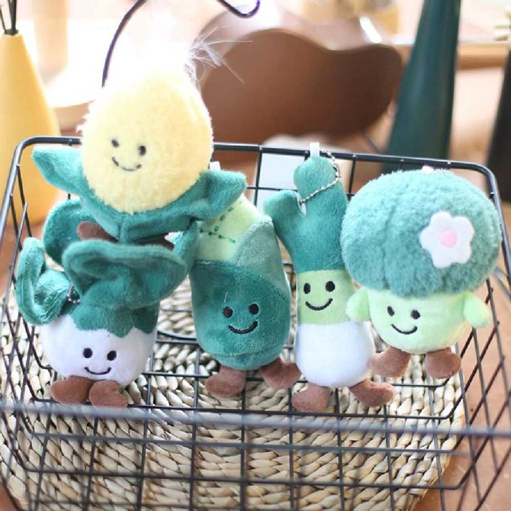 Cartoon Fun Plant Plush Doll Keychain Vegetable Gift Cute Bag Pendant Backpack Accessories Scallion Stuffed Toy Keychain W250411