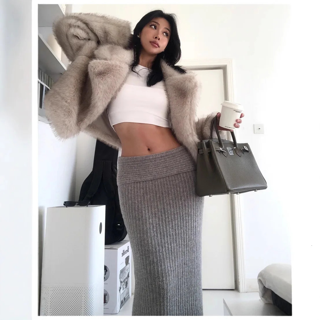 Autumn Winter Women Mink Fur Jacket Short Gradient Lapel Collar Female Artificial Fur Coat Fluffy Loose Lady Faux Fox Fur Coat 251106