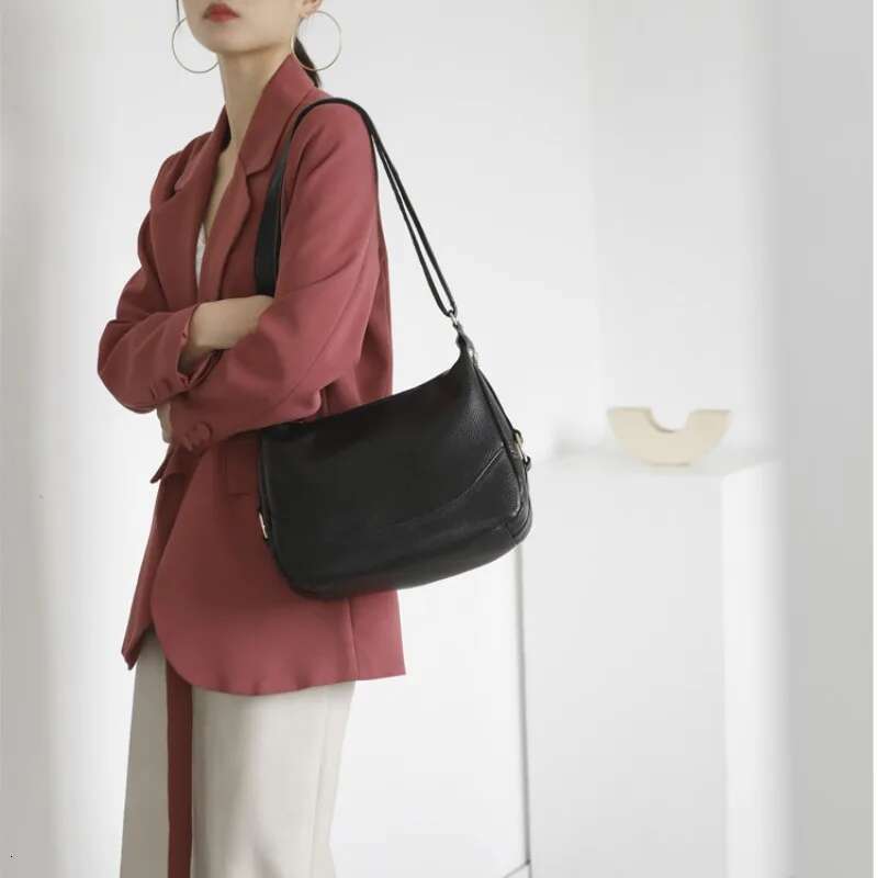 Genuine Leather Women's Handbag Versatile Top Layer Cowhide Large Capacity Shoulder For Mothers' Simple Crossbody Tote Bag