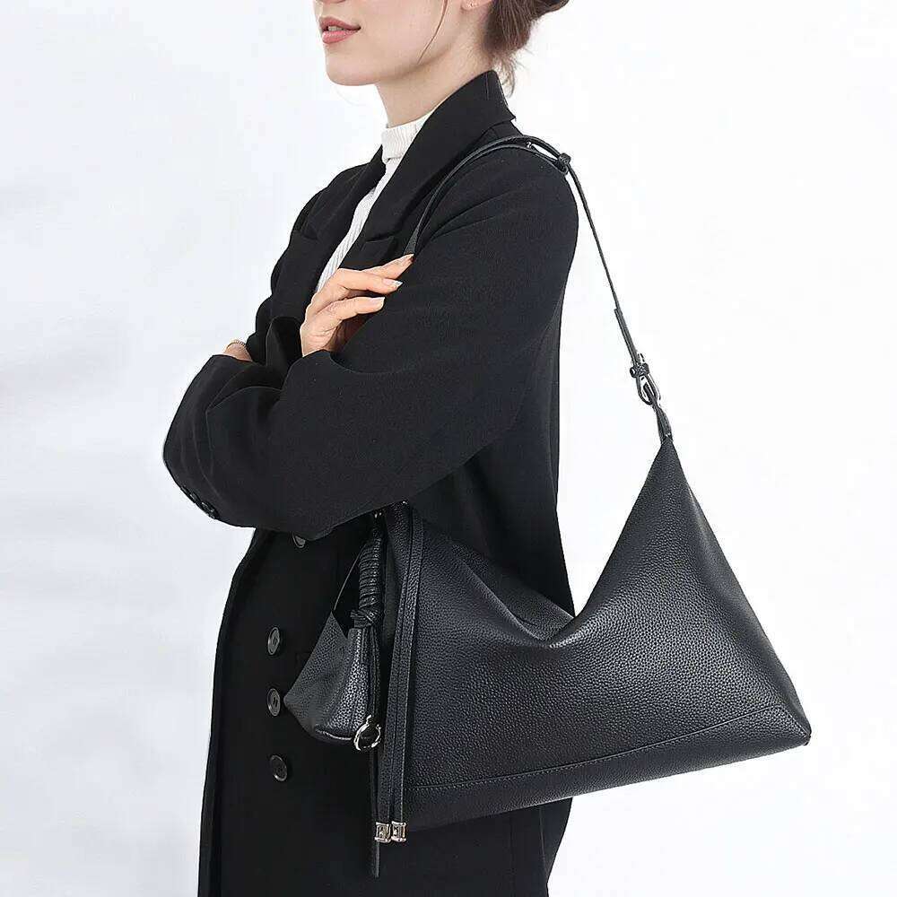 New Women's Luxury Designer Genuine Leather Shoulder Bag Women Large Capacity Crossbody Bags Cowhide Female Handbag 4527