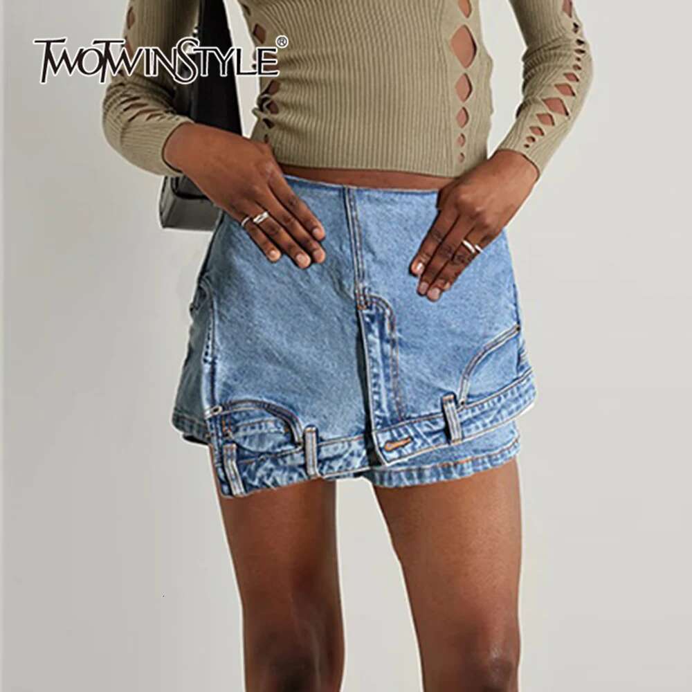 Women's Jeans TWOTWINSTYLE Patchwork Pocket Irregular Chic Denim Shorts For Women High Waist Spliced Zipper Designer Short Pants Female New