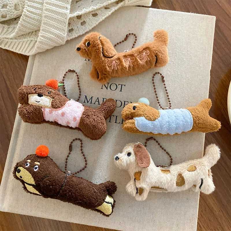Kavay Dog Sausage Plush Keychain Cartoon Puppy Filled Keychain Cute Keyholder Pendant Bag Hanging Decoration Couple Gift W250411