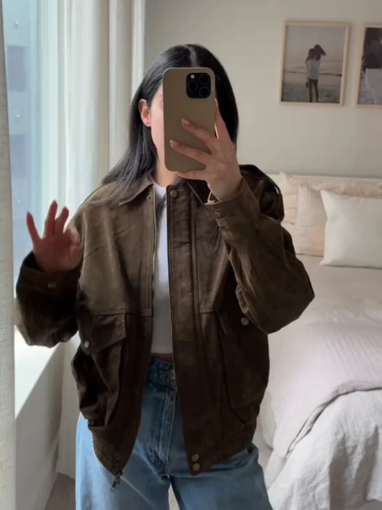 Fashion Brown Suede Bomber Jacket Women Elegant Zipper Lapel Long Sleeve Short Coats Female Vintage Street Chic Lady Outerwear 251106