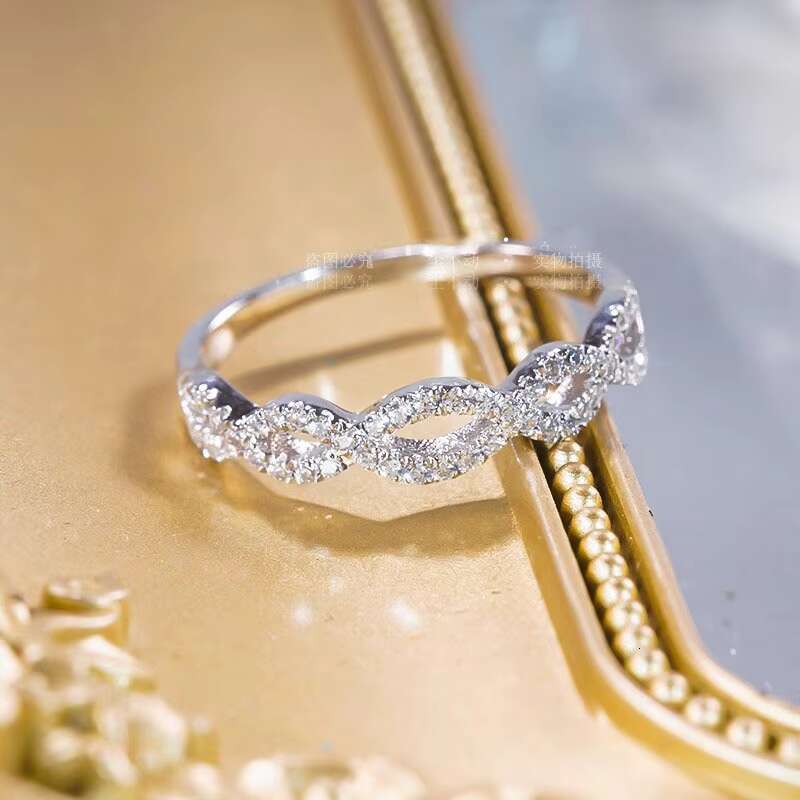 Twist Wavy Inlay Simulation Mosan Stone Ring Simple Joker S925 Silver Fashion Geometric Tail