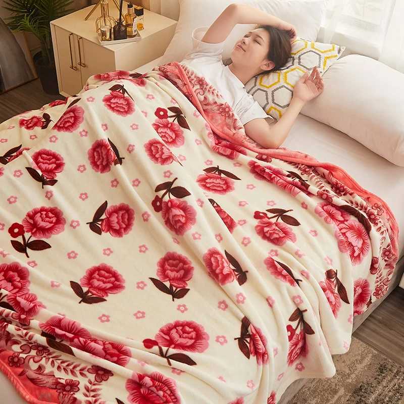 2025 New Thin Blanket for Summer Soft Coral Fleece Flannel Blanket for Beds Flower Printed Plaids for Bed Blanket C251111