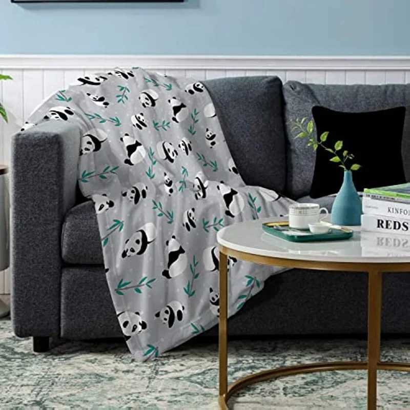 Cute Panda Print Grey Blanket for Kids Adults Super Soft Warm Plush Fluffy Throw Blanket for Couch Sofa Bed Office Decor Gift C251111