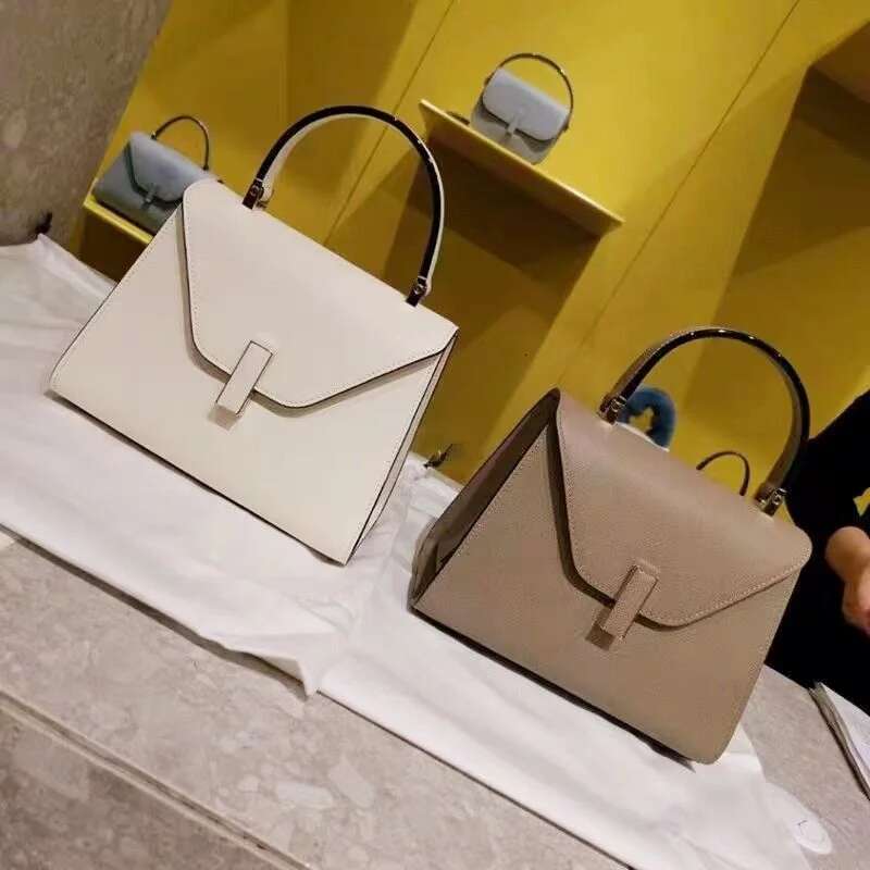 Leather Women's 2023 New Ladies Square Handbag Brand Designer Trendy Replica Shoulder Crossbody Messenger Bag Promotion