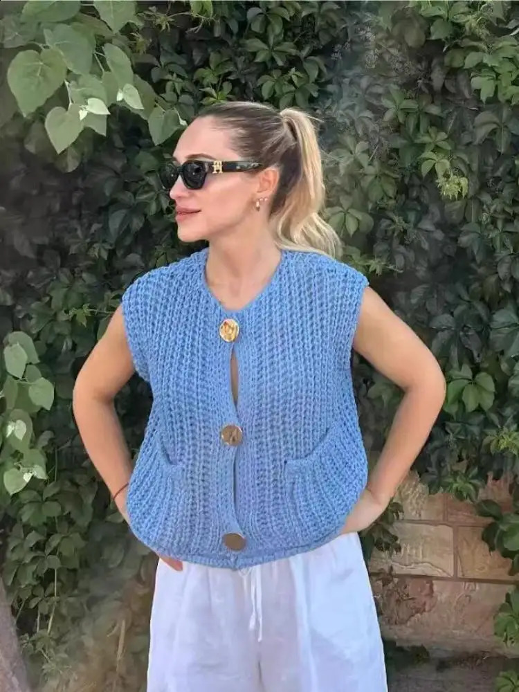 Korean fashion crop sweater womens vest solid loose casual cable knit top 250407
