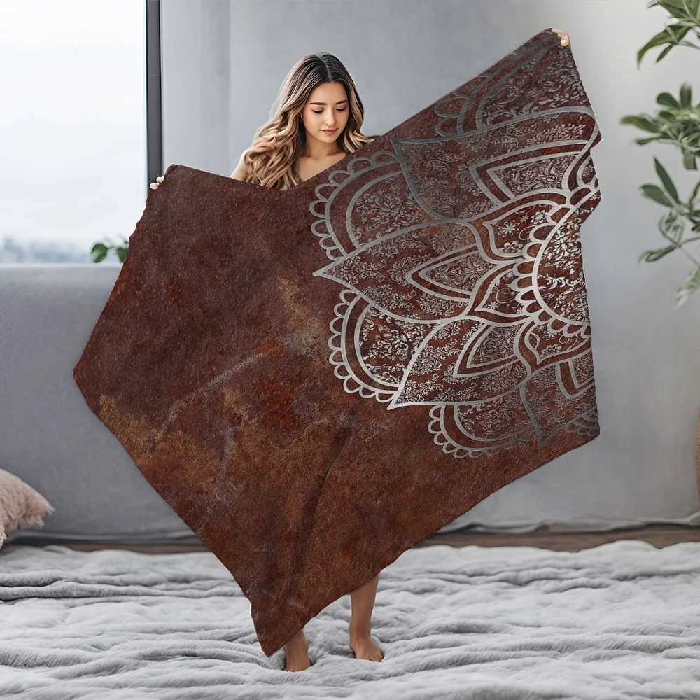 Vintage Ethnic Boho Throw Blanket with Paisley Floral Damask Pattern Dark Red Brown Sofa Bed Cover C251111